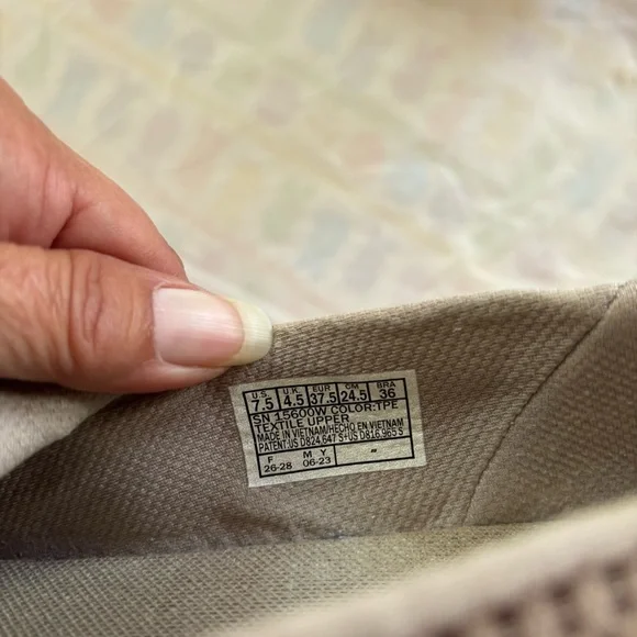 Skechers Go Walk Goga Max Gen 5 Mesh Slip-ons Sandy Beige SZ 7.5 Worn 1X - Picture 7 of 16